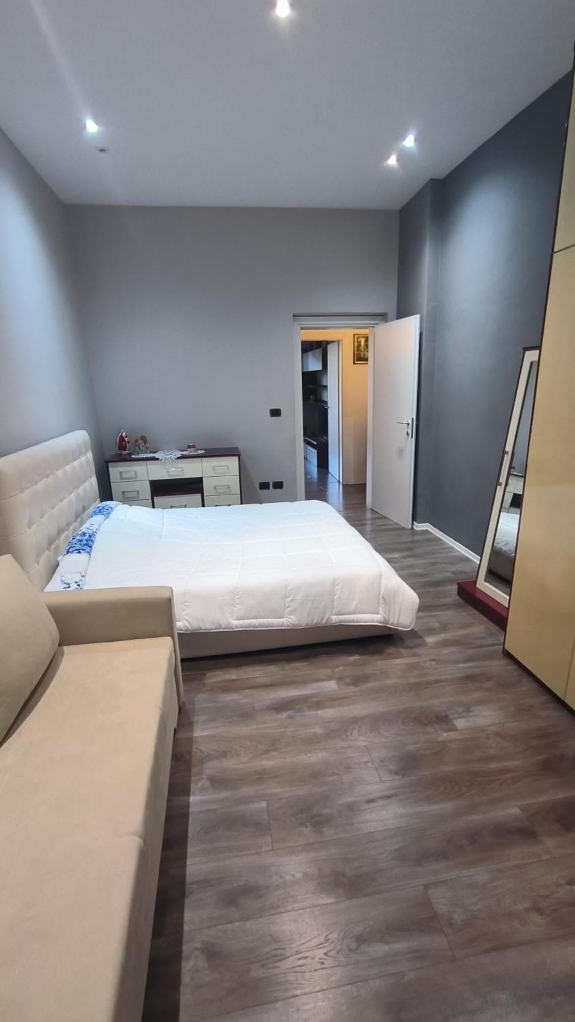 Lukas Apartament Vollga Durres Exterior photo