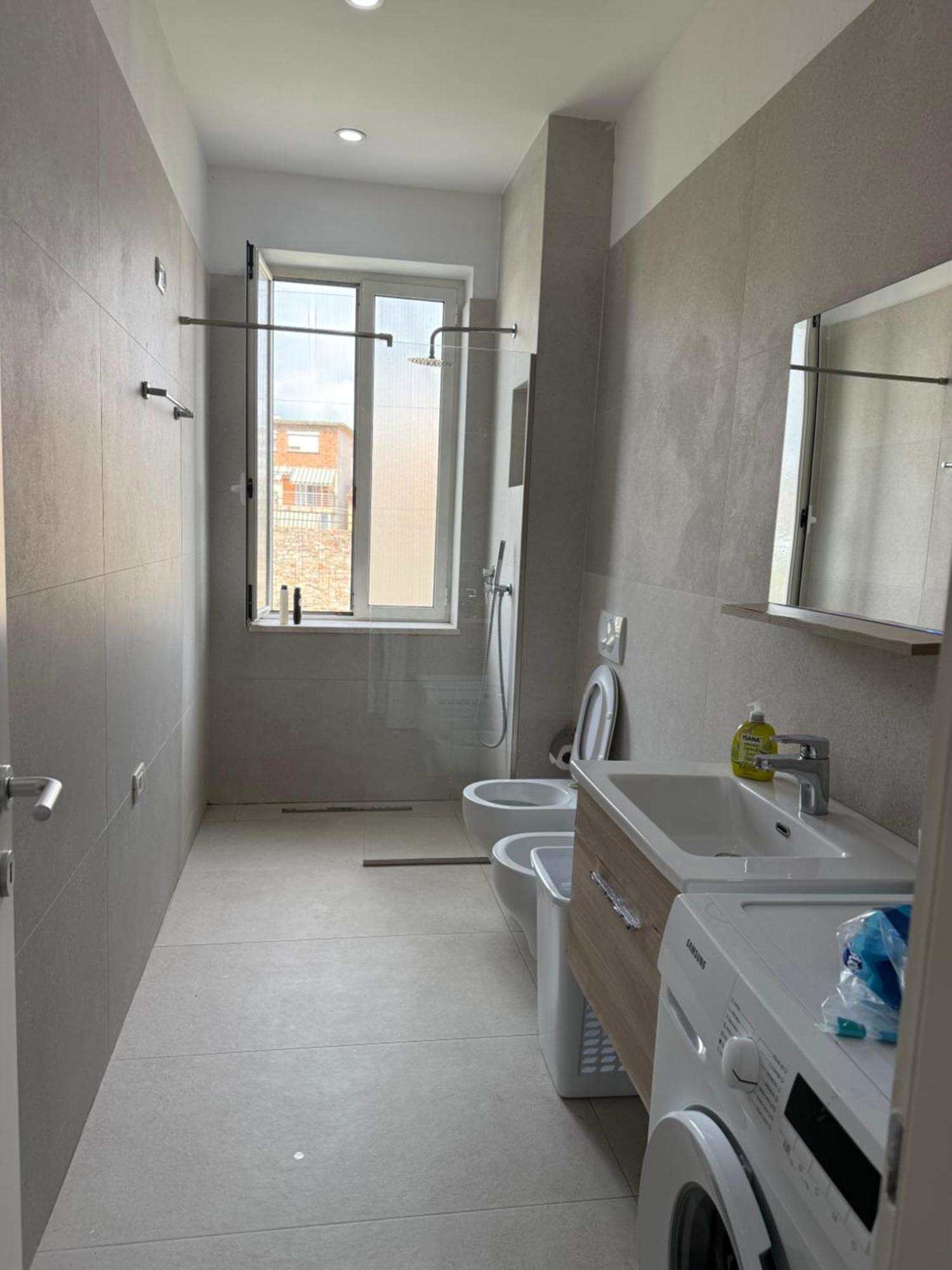 Lukas Apartament Vollga Durres Exterior photo
